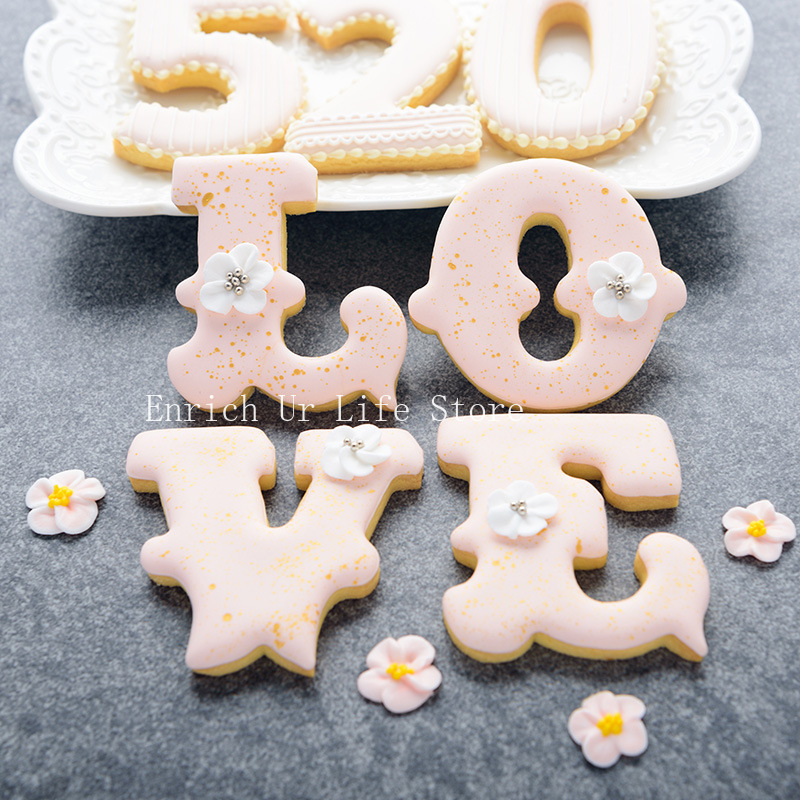 أداة تزيين الكيك بحروف إنجليزي - مراجعة Wedding Z وسعره