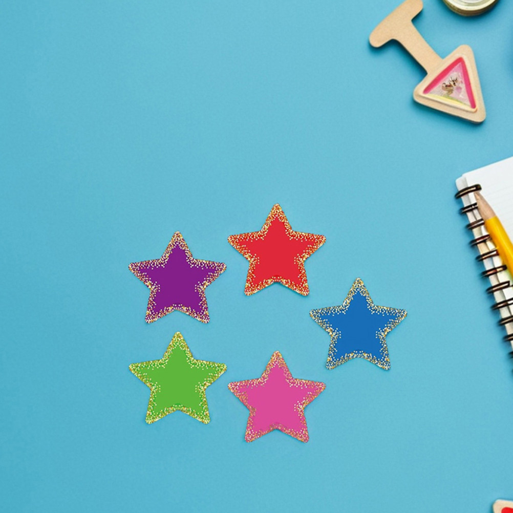 مجموعة واحدة من قصاصات الورق ا - مراجعة Papercraft Supply Confetti وسعره